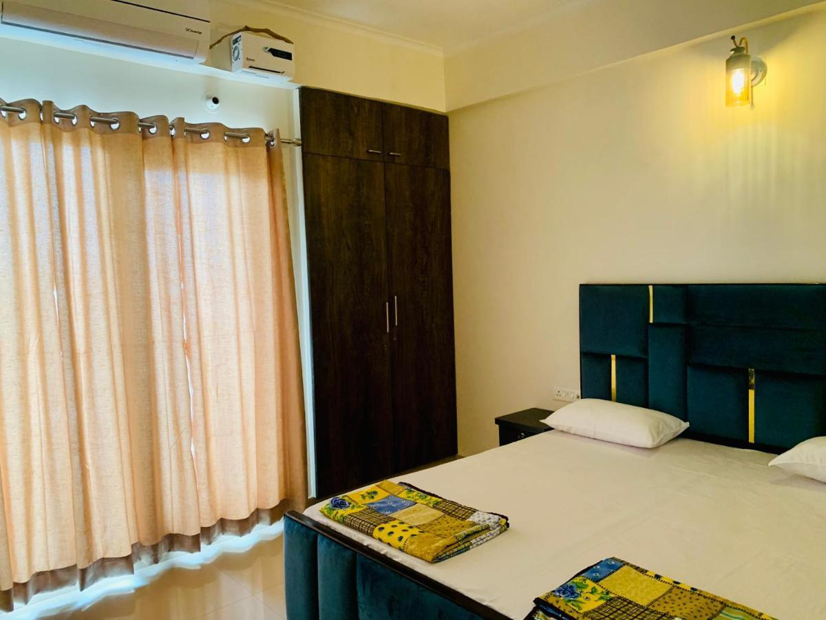 Tranquil Apartment Varanasi Exterior photo